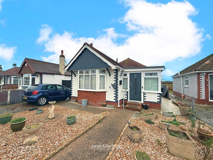 2 Bedroom Detached Bungalow For Sale In Marion Road, Prestatyn, LL19