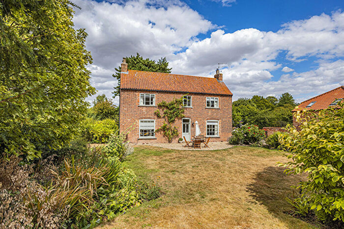 4 Bedroom Detached House For Sale In Manor Farm House, Main Street, Scarrington, Nottinghamshire, NG13
