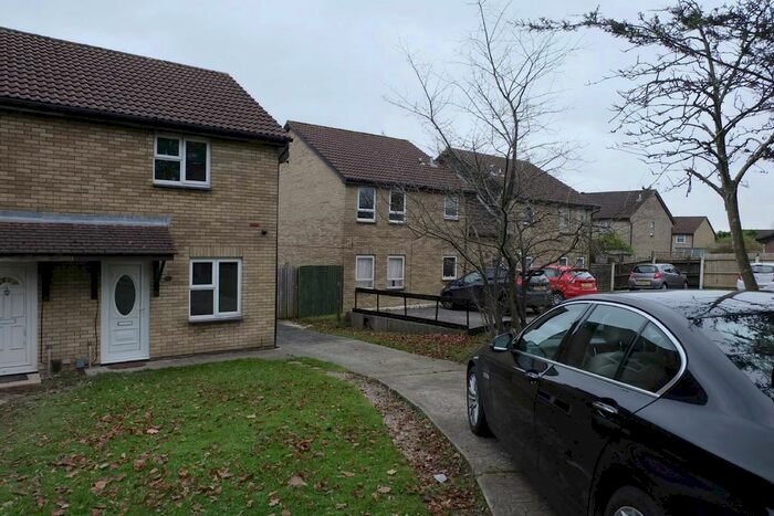 3 Bedroom Semi-Detached House To Rent In Burne Jones Close, Llandaff, Cardiff, CF5