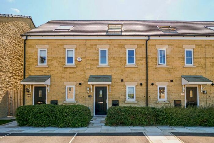 3 Bedroom Terraced House For Sale In Rowling Hollins, Colne, BB8
