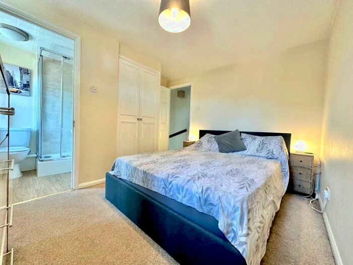 2 Bedroom End Of Terrace House To Rent In Poynter Cottages, Gower Park, College Town, Sandhurst, GU47