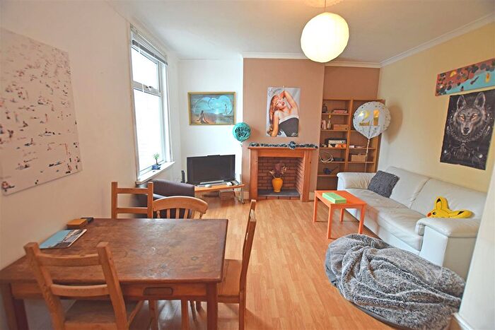 4 Bedroom Terraced House To Rent In Newfoundland Road, Heath/Gabalfa, Cardiff, CF14