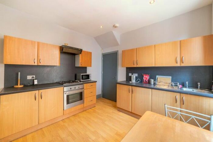 5 Bedroom Terraced House To Rent In Warton Terrace, Heaton, Newcastle Upon Tyne, NE6