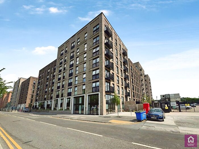 1 Bedroom Flat For Sale In Berkeley Square, Ordsall Lane, Salford, Manchester City Centre, M5