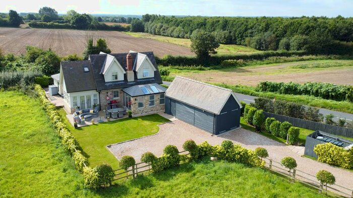 2 Bedroom Detached House For Sale In Shortsill Lane, Flaxby, HG5