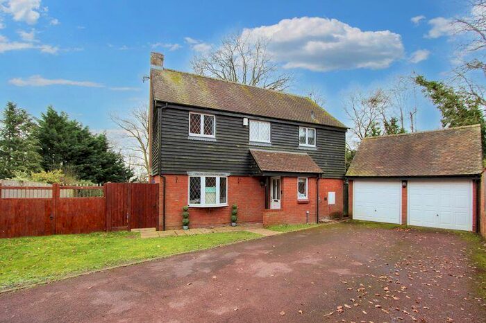 4 Bedroom Detached House To Rent In Heron Park, Lychpit, RG24