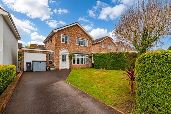 3 Bedroom Detached House For Sale In Heol Cefn Onn, Lisvane, Cardiff, CF14