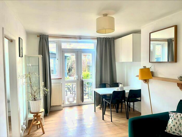 1 Bedroom Maisonette To Rent In Lindway, West Norwood, London, SE27