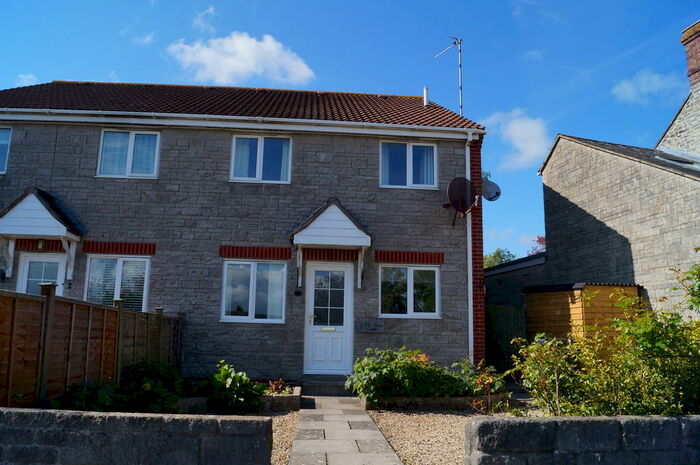 2 Bedroom End Of Terrace House To Rent In Hillview Court, Evercreech, BA4