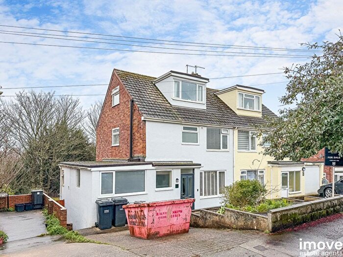 4 Bedroom Semi Detached House For Sale In Frobisher Green, Torquay, TQ2