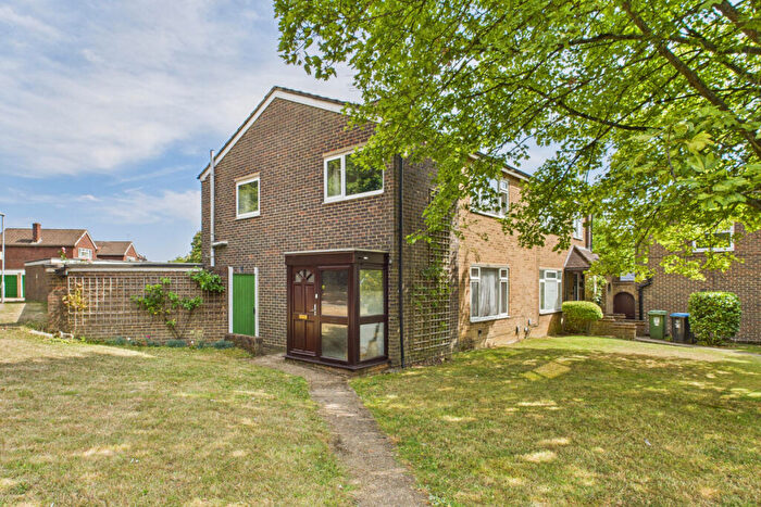 3 Bedroom Semi-Detached House For Sale In Northridge Way, Hemel Hempstead, HP1