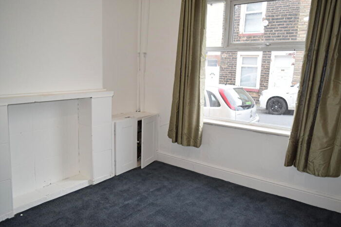 2 Bedroom Terraced House To Rent In Florence Street, BB11