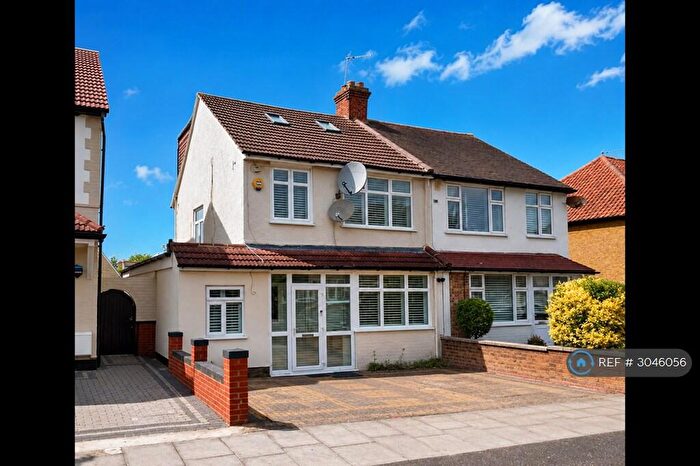 5 Bedroom Semi-Detached House To Rent In Belmont Avenue, New Malden, KT3