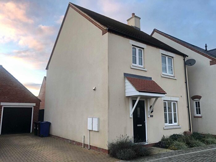 3 Bedroom Detached House To Rent In Haydock Road, Bicester, OX26