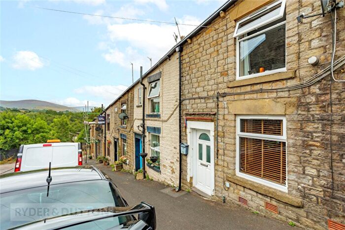 2 Bedroom Terraced House For Sale In New Earth Street, Mossley, OL5