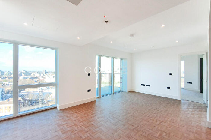 2 Bedroom Flat To Rent In One Clapham Junction, SW11