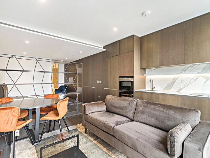 Apartment To Rent In Park Drive, Canary Wharf, E14