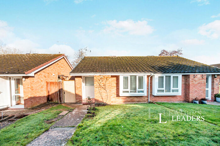 2 Bedroom House To Rent In Greythorne Road, Woking, GU21