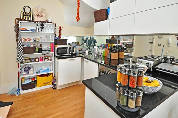 1 Bedroom Flat To Rent In West End Lane, West Hampstead, NW6