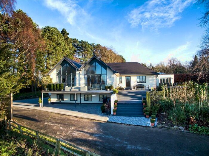 4 Bedroom Detached House To Rent In Wilmslow Road, Mottram St. Andrew, Macclesfield, Cheshire, SK10