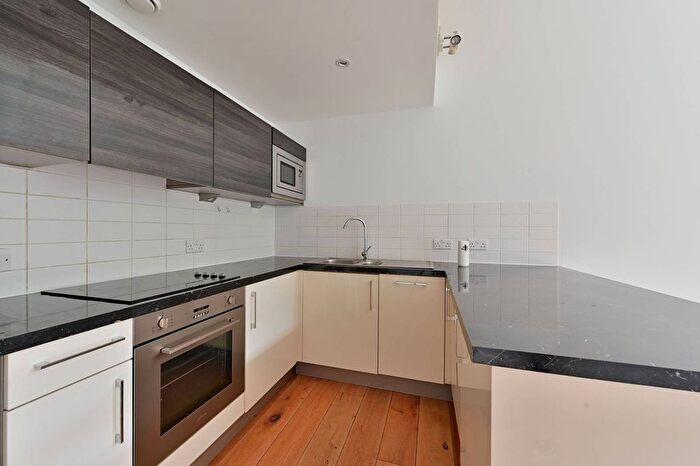 1 Bedroom Flat To Rent In Clarence Lane, Roehampton, London, SW15