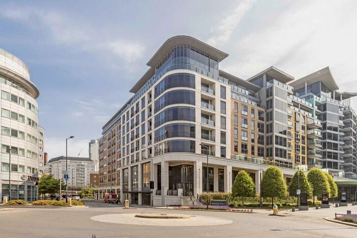 Studio To Rent In Townmead Road, London, SW6