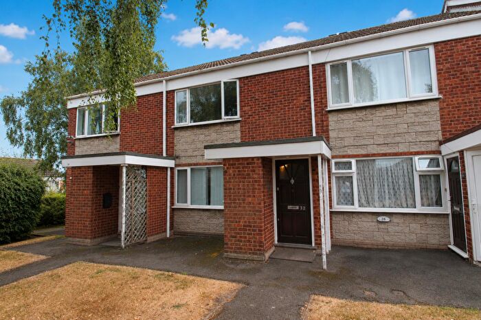 1 Bedroom Apartment For Sale In Pippin Avenue, Halesowen, B63