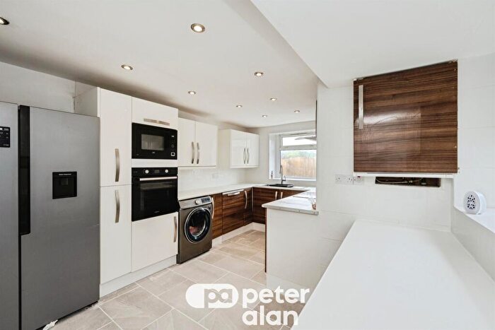 4 Bedroom Terraced House For Sale In Pant Yr Heol, Neath, SA11
