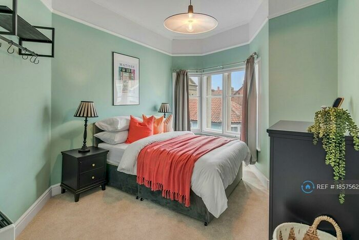 2 Bedroom Flat To Rent In Church Street, Cromer, NR27