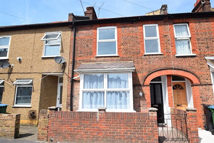 3 Bedroom Terraced House To Rent In Percy Road, Watford, WD18