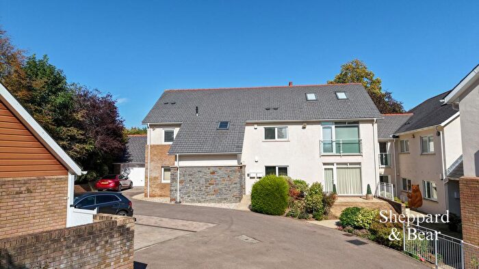 3 Bedroom Flat For Sale In Ty Gwyn Crescent, Cardiff, CF23