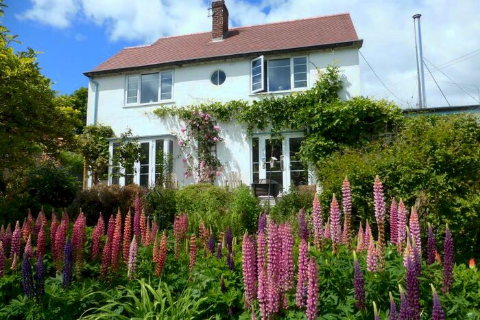 3 Bedroom Detached House For Sale In Kington, Herefordshire, HR5
