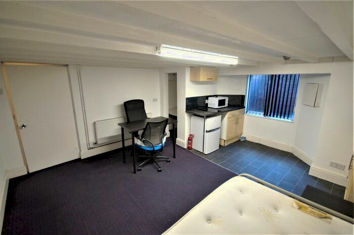 Studio To Rent In Flat Holyhead Road, Coventry, CV1