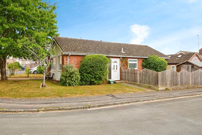 2 Bedroom Bungalow For Sale In Orchard Road, Ardley, Bicester, Oxfordshire, OX27