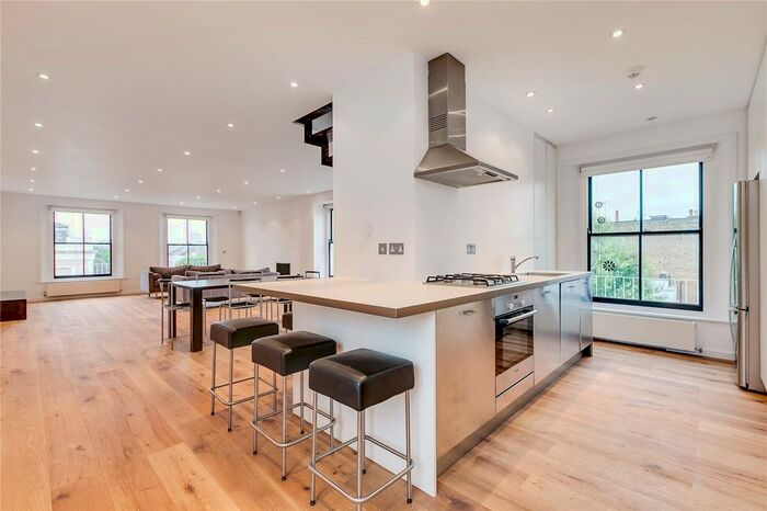 3 Bedroom Flat To Rent In Elgin Crescent, Notting Hill, London, W11