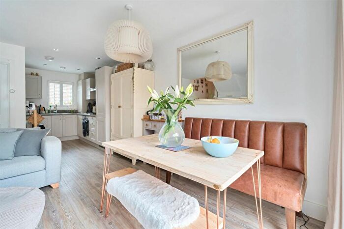 2 Bedroom Semi-Detached House For Sale In Deerleap Lane, Rowland's Castle, PO9