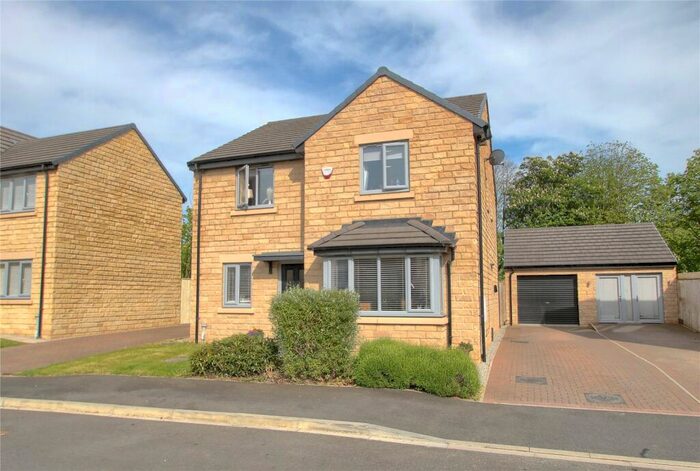 4 Bedroom Detached House For Sale In Wellington Drive, Middleton St George, DL2
