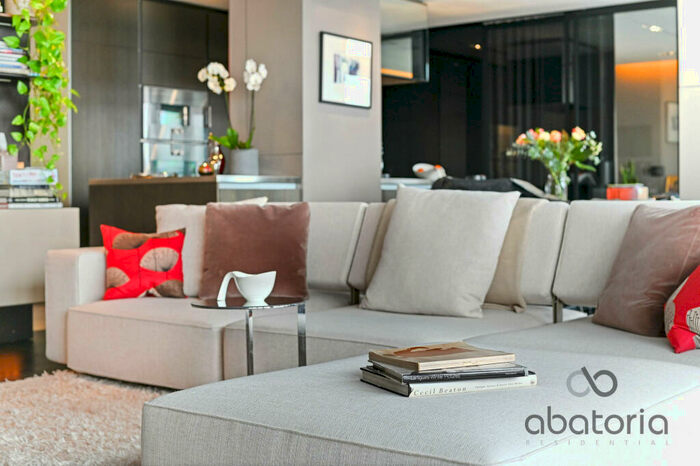 3 Bedroom Apartment To Rent In Jacana Court, Star Place, London, E1W