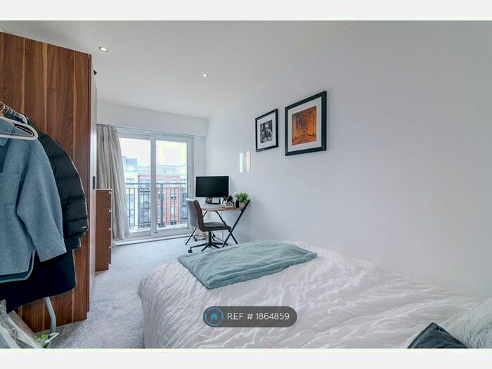 2 Bedroom Flat To Rent In Ensign House, Colindale, NW9