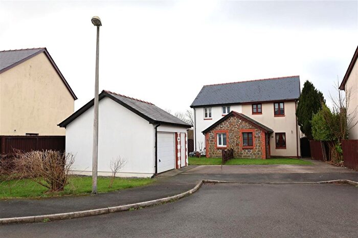 3 Bedroom Semi Detached House For Sale In Dungleddy Court, Clarbeston Road, SA63