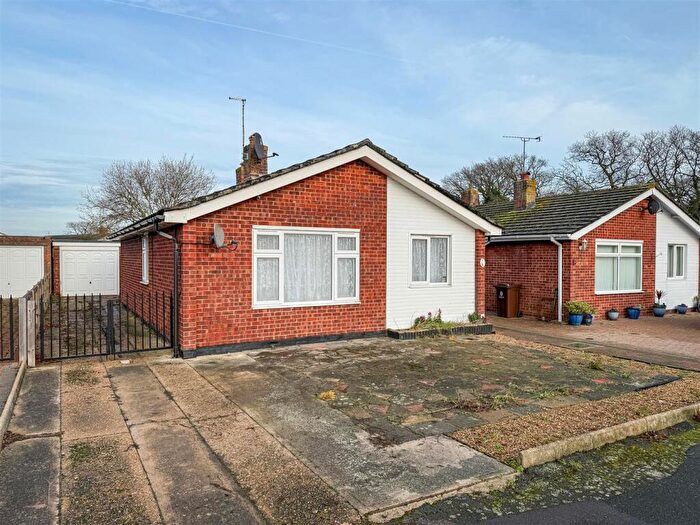 2 Bedroom Detached Bungalow For Sale In Shanklin Close, Great Clacton, Essex, CO15