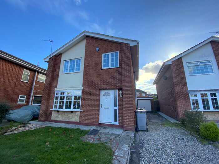 4 Bedroom House To Rent In Stapleton Avenue, Wirral, CH49