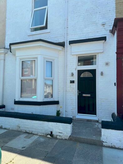 1 Bedroom Flat To Rent In South Woodbine Street, South Shields, NE33