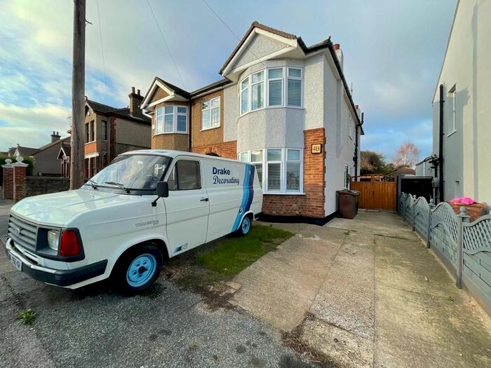 3 Bedroom Semi-Detached House To Rent In Medina Road, Grays, RM17