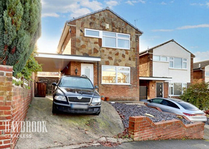 3 Bedroom Detached House For Sale In Moor View Road, Sheffield, S8