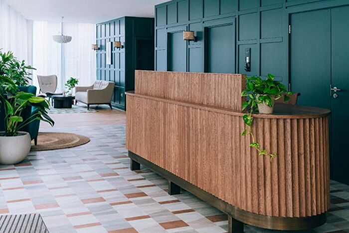 2 Bedroom Apartment To Rent In Chapel Wharf, Manchester, M3