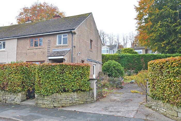 3 Bedroom Semi Detached House For Sale In Dale Road, Carleton, BD23