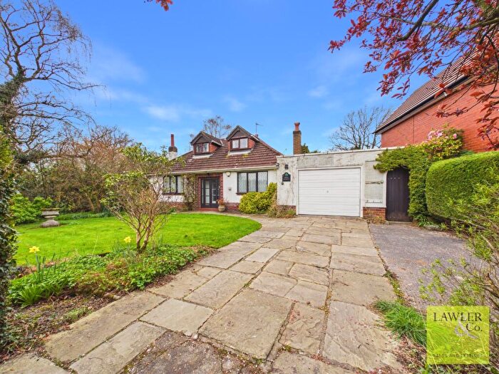 2 Bedroom Detached Bungalow For Sale In Middlewood Road, Poynton, Stockport, Cheshire, SK12