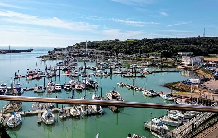 2 Bedroom Apartment For Sale In West Quay, Newhaven, BN9