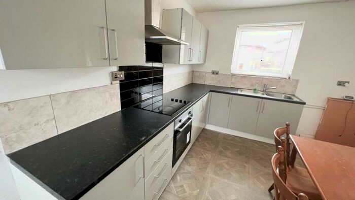 3 Bedroom House To Rent In North Crescent, Duckmanton, Chesterfield, S44